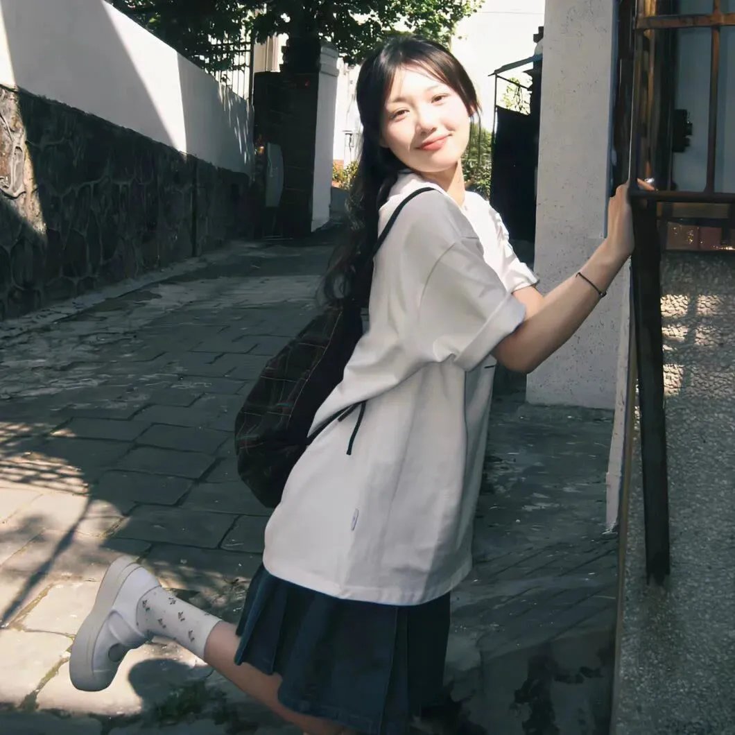 女儿身暴露，王爷他沦陷了